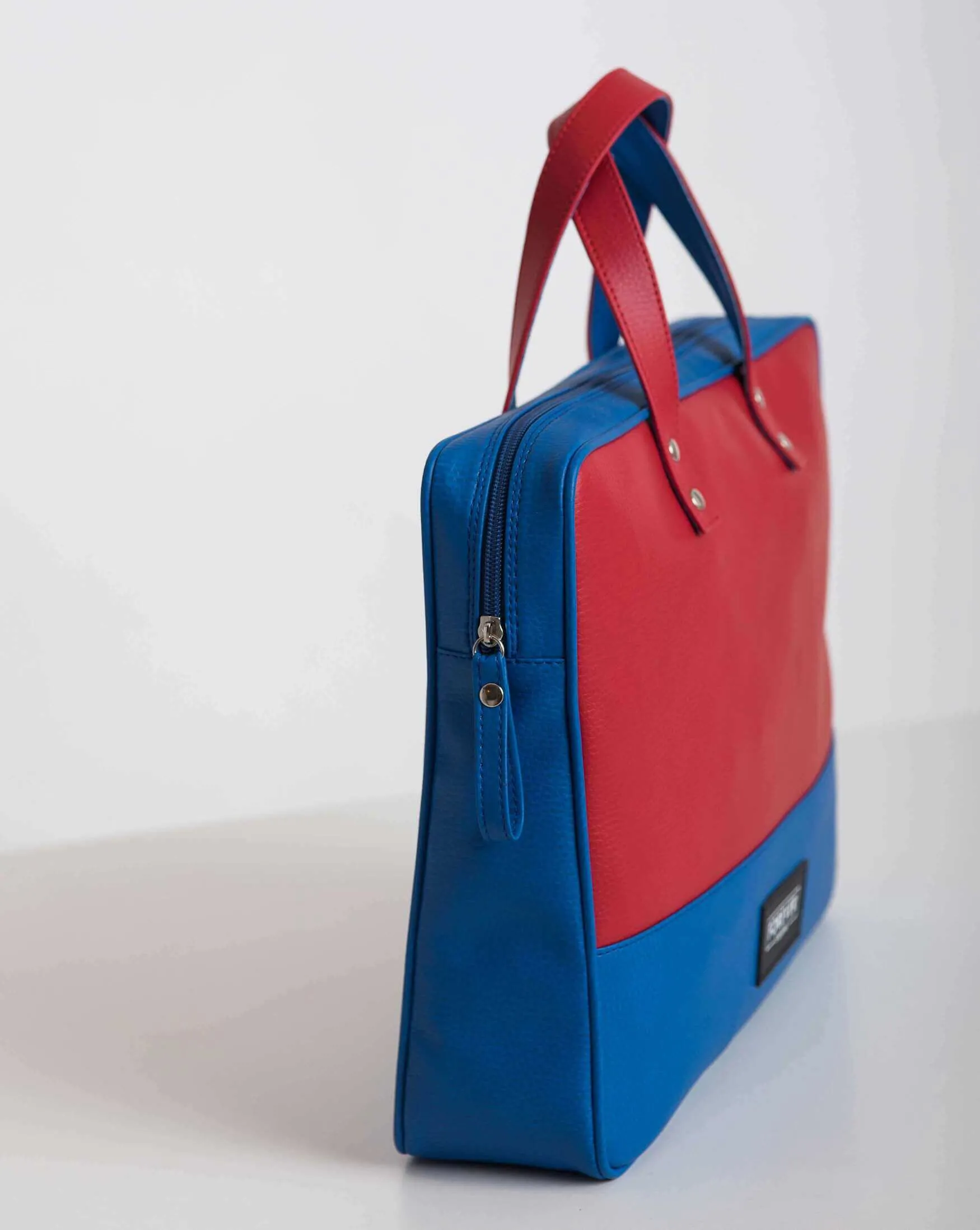 BOLD BRIEFCASE WILD RED