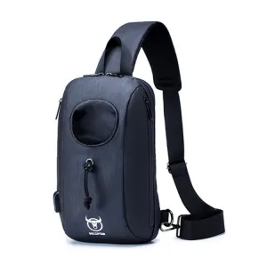 BULL CAPTAIN 0113 Large-Capacity Crossbody Waterproof Chest Bag with USB Charging Hole(Blue)