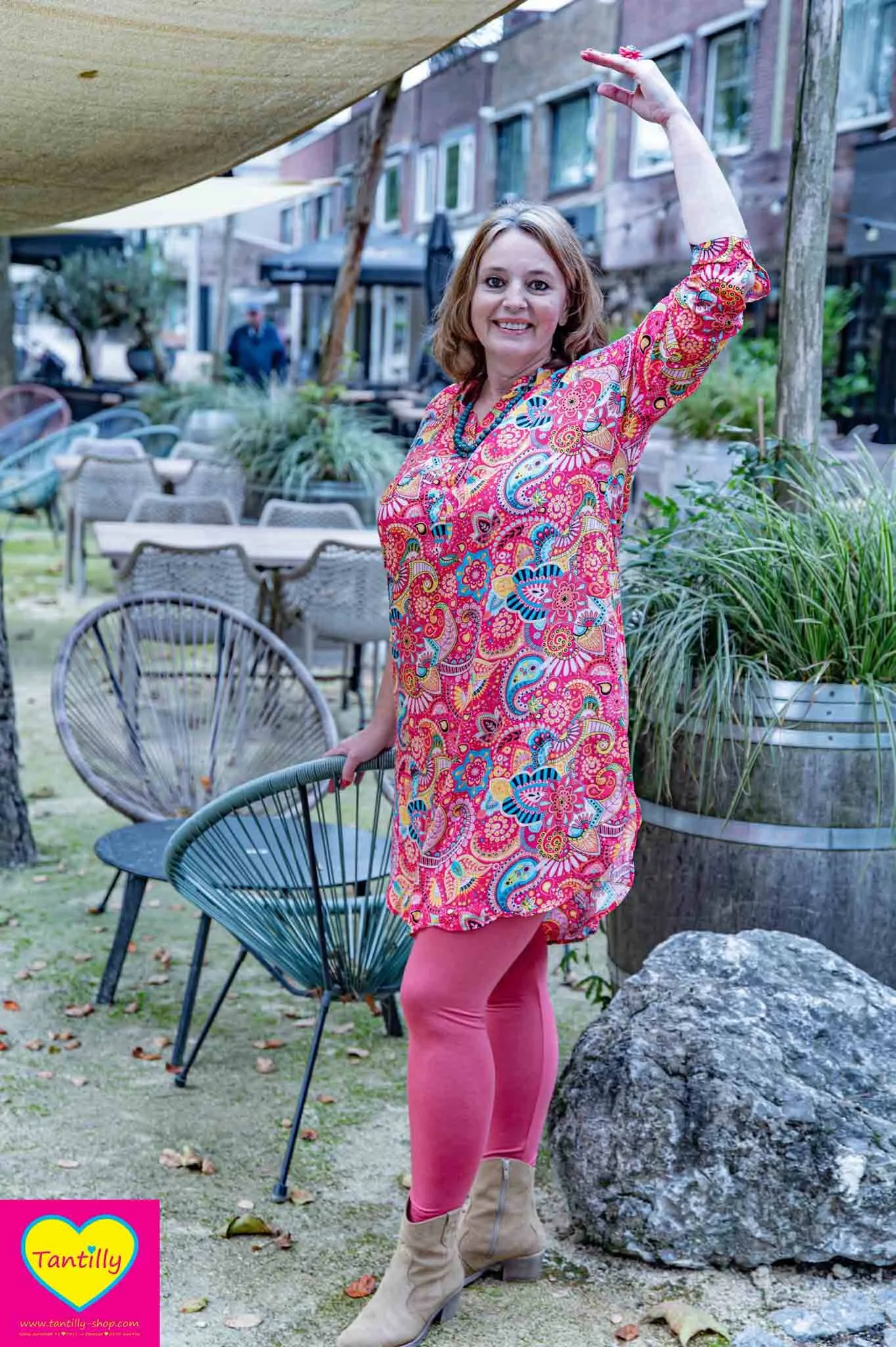 "BUY THE LOOK" set - Retro tuniek aanbieding! Coral